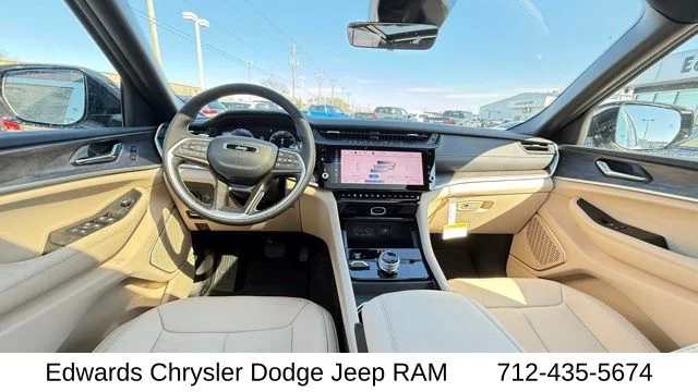 New 2026 White Jeep Limited image 32