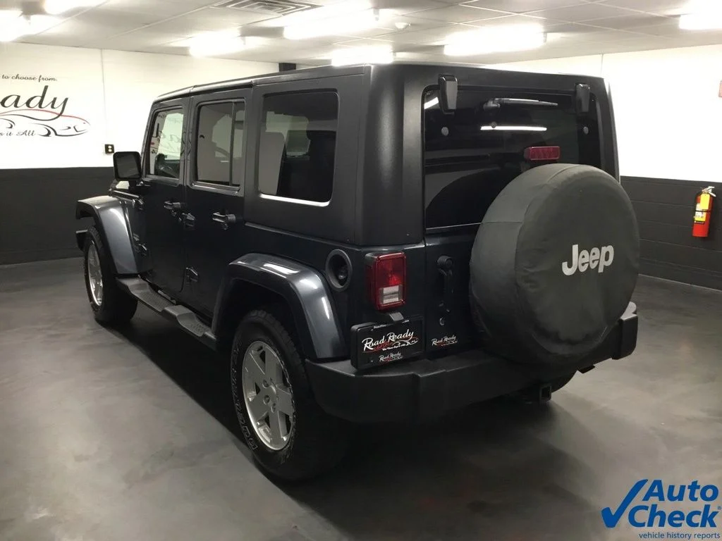 Used 2007 Blue Jeep Unlimited Sahara image 7