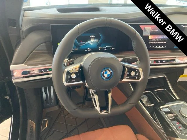 New 2024 Carbon Black Metallic BMW xDrive60 image 23