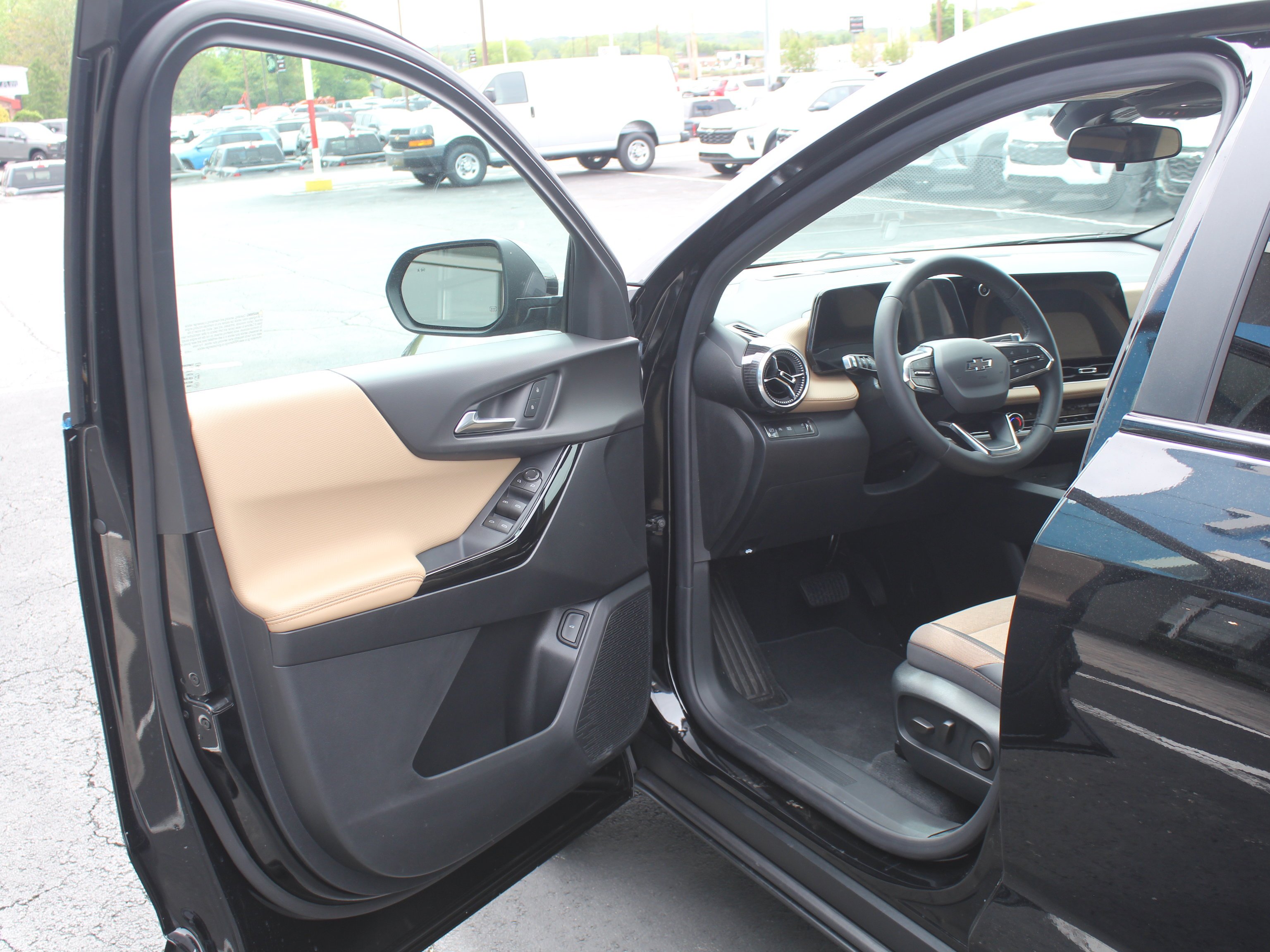 2026 Chevrolet Equinox ACTIV - Photo 8
