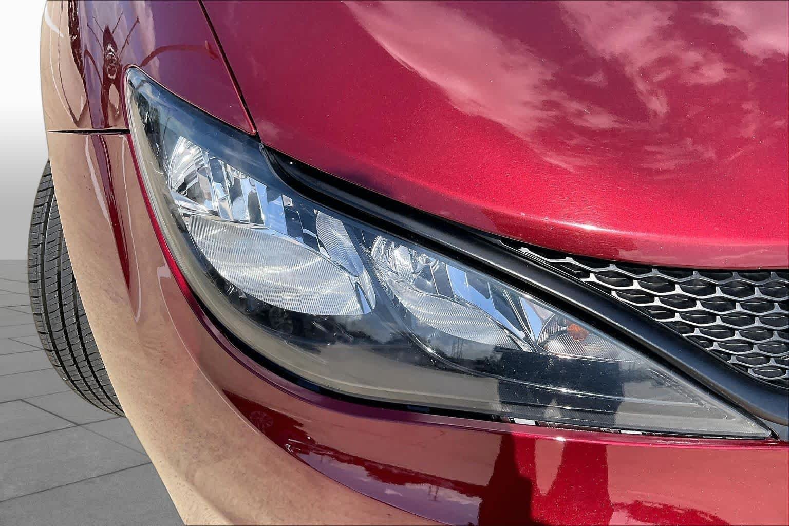Used 2023 Velvet Red Pearlcoat Chrysler LX image 26