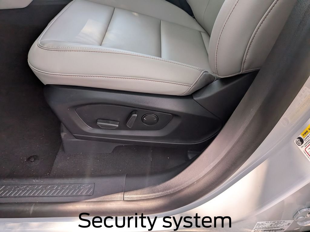 New 2026 Space White Metallic Ford Active image 18