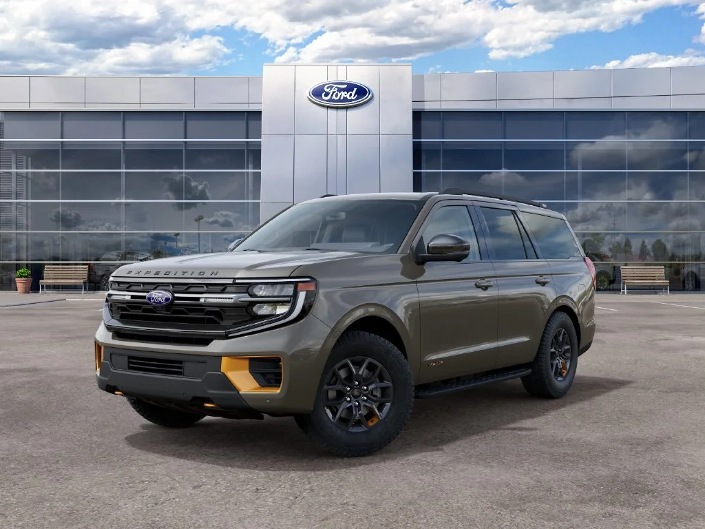 New 2027 Marsh Gray Ford Tremor® image 2