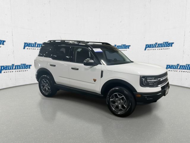 Used 2023 White Ford Badlands image 13