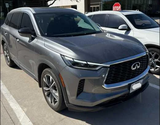 Used 2024 Graphite Shadow INFINITI LUXE image 2