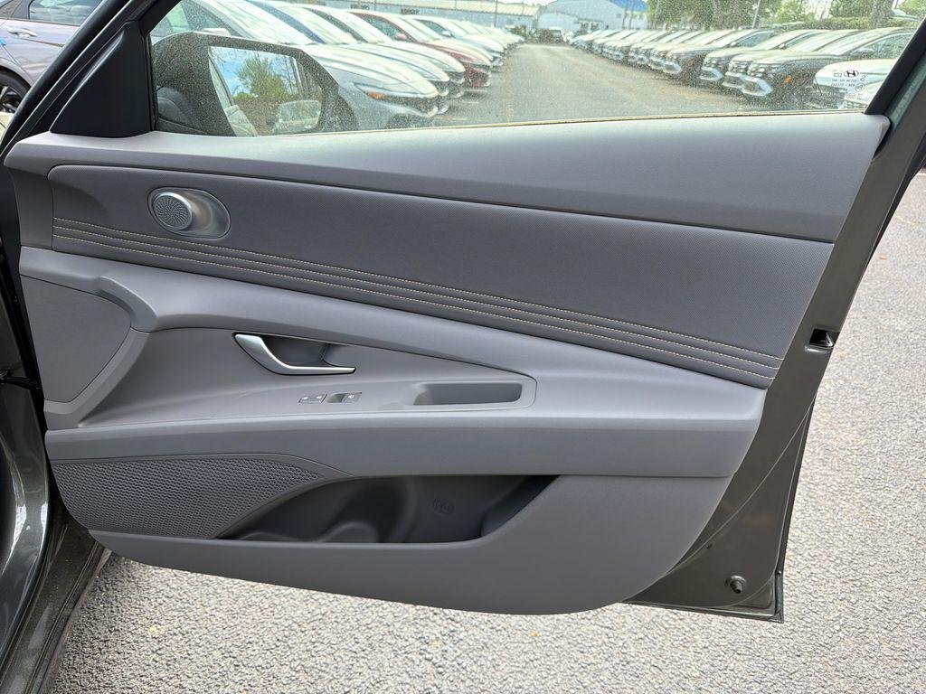 New 2026 Gray Hyundai SEL Sport Premium image 14