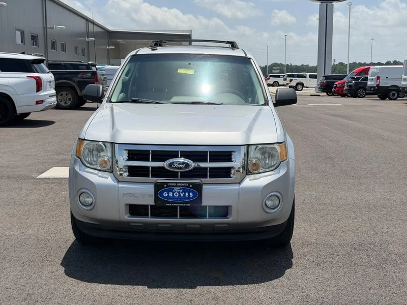 Used 2012 Ingot Silver Metallic Ford XLT image 2