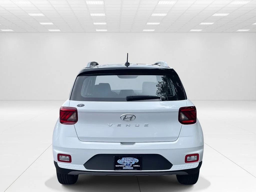 New 2026 White Hyundai SEL image 5