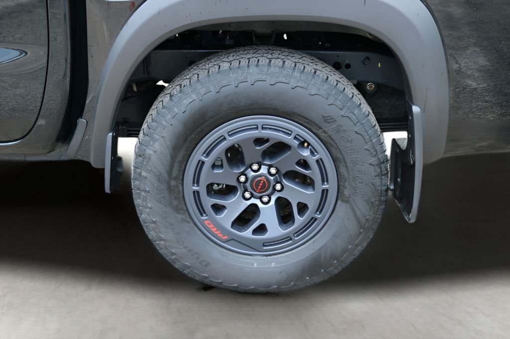 Used 2026 Black Nissan PRO-4X image 9