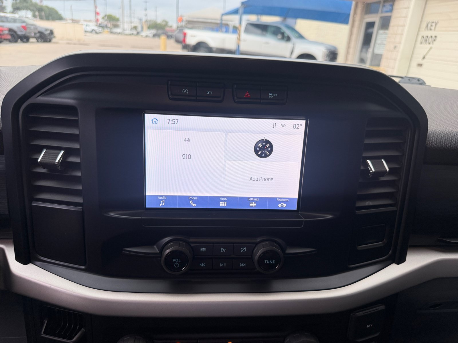 Certified Used 2021 Oxford White Ford XL image 21