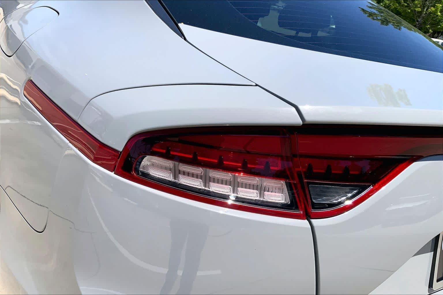 Used 2022 Ceramic Silver Kia GT-Line image 27