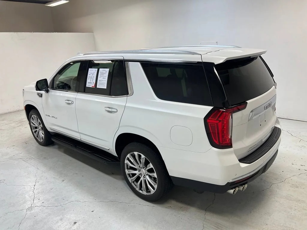 Used 2024 White Frost Tricoat GMC Denali image 5