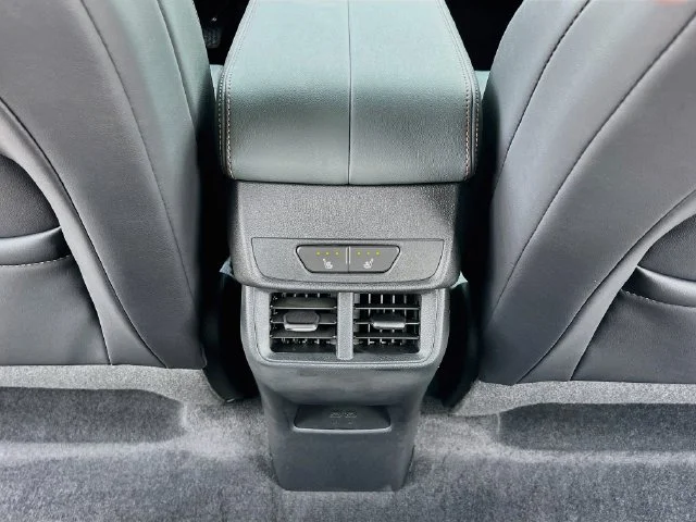 New 2027 Ebony Twilight Metallic GMC AT4 image 18