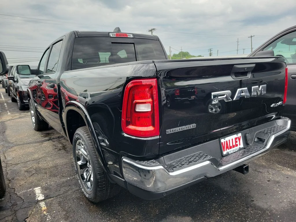 New 2026 Diamond Black Crystal Pearlcoat RAM Big Horn/Lone Star image 5
