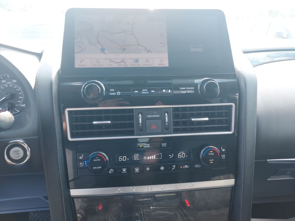 Used 2023 Silver Nissan Platinum image 21