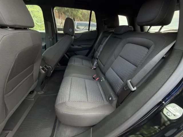 2027 Chevrolet Equinox LT - Photo 18