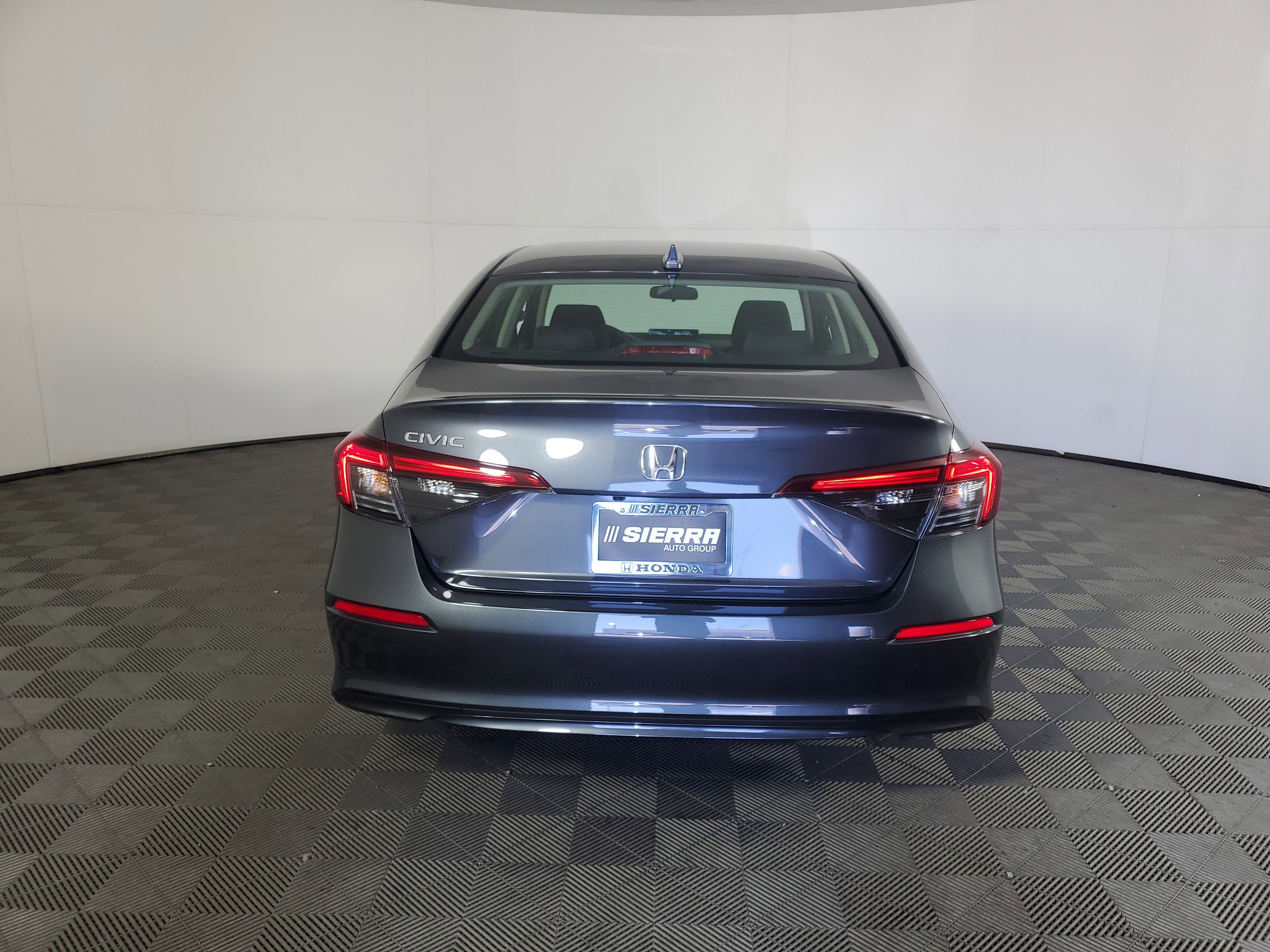 Used 2026 Meteorite Gray Metallic Honda LX image 5
