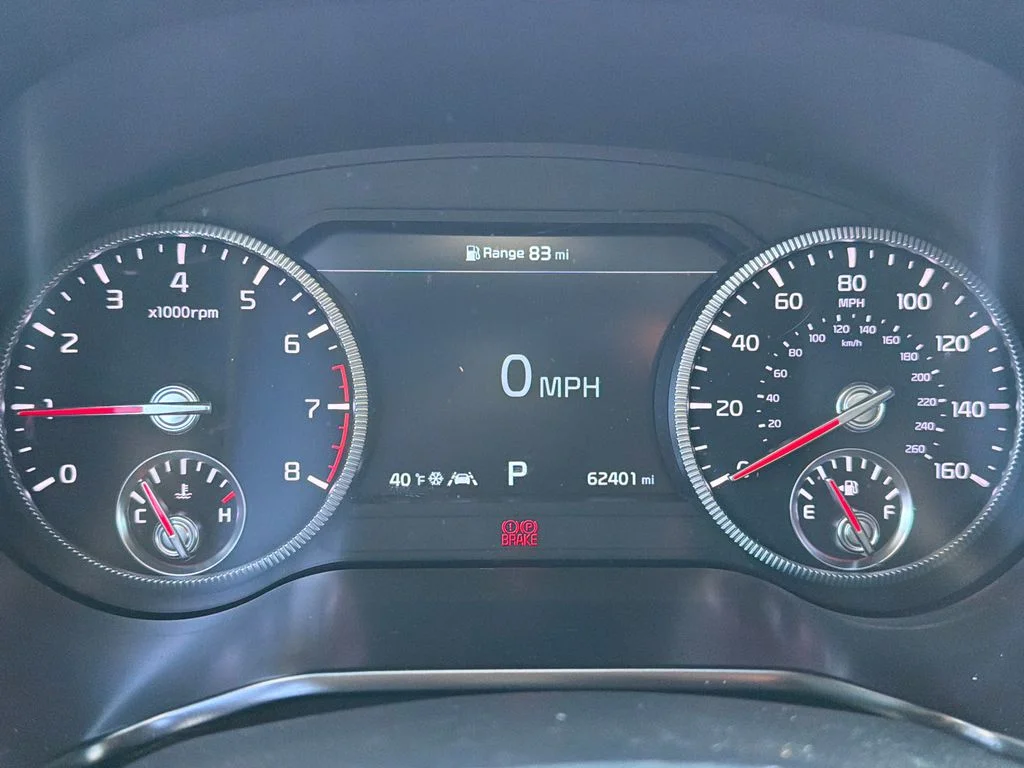 Used 2022 Silver Kia SX image 27
