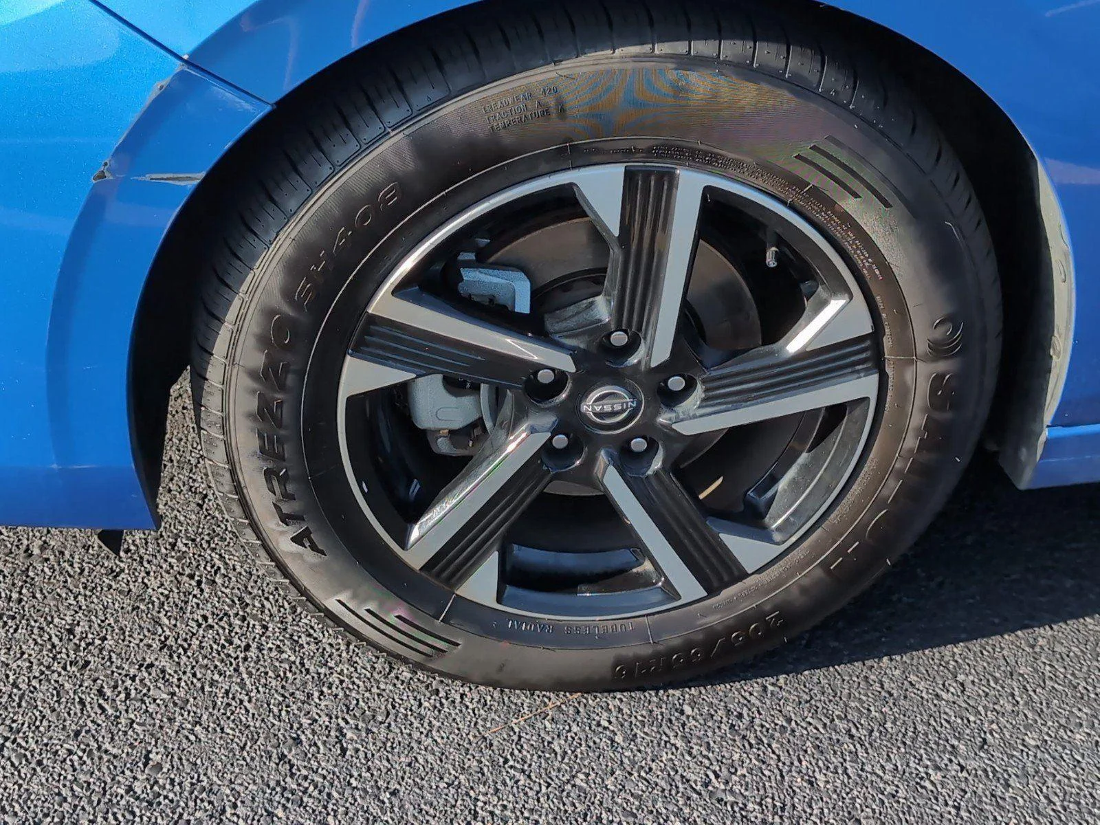 Used 2024 Electric Blue Metallic Nissan SV image 11