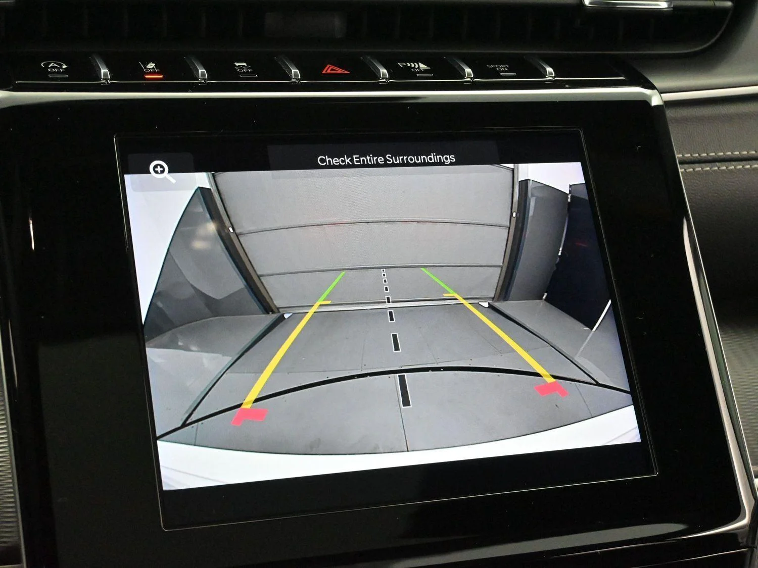 Used 2023 White Jeep Altitude image 19