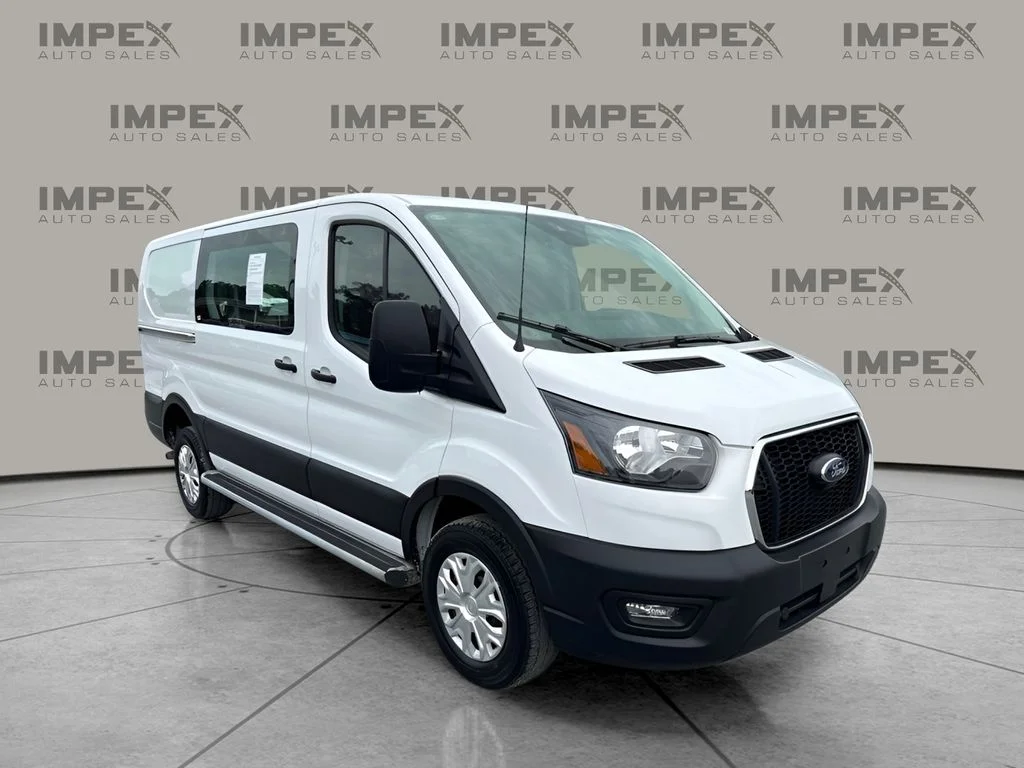Used 2025 White Ford Base image 4