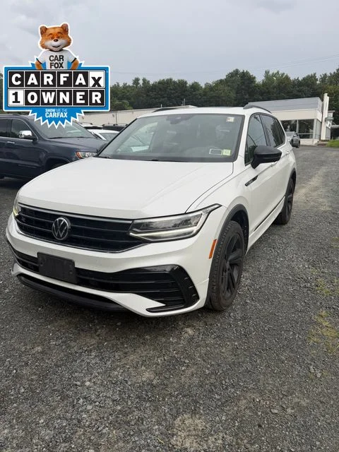 2023 Volkswagen Tiguan SE R-Line Black AWD photo