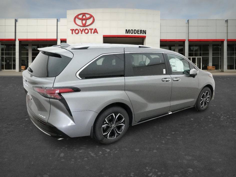 New 2026 Heavy Metallic Toyota Platinum image 18