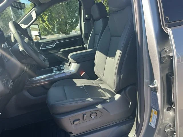 2026 Chevrolet Silverado 3500HD LTZ - Photo 13