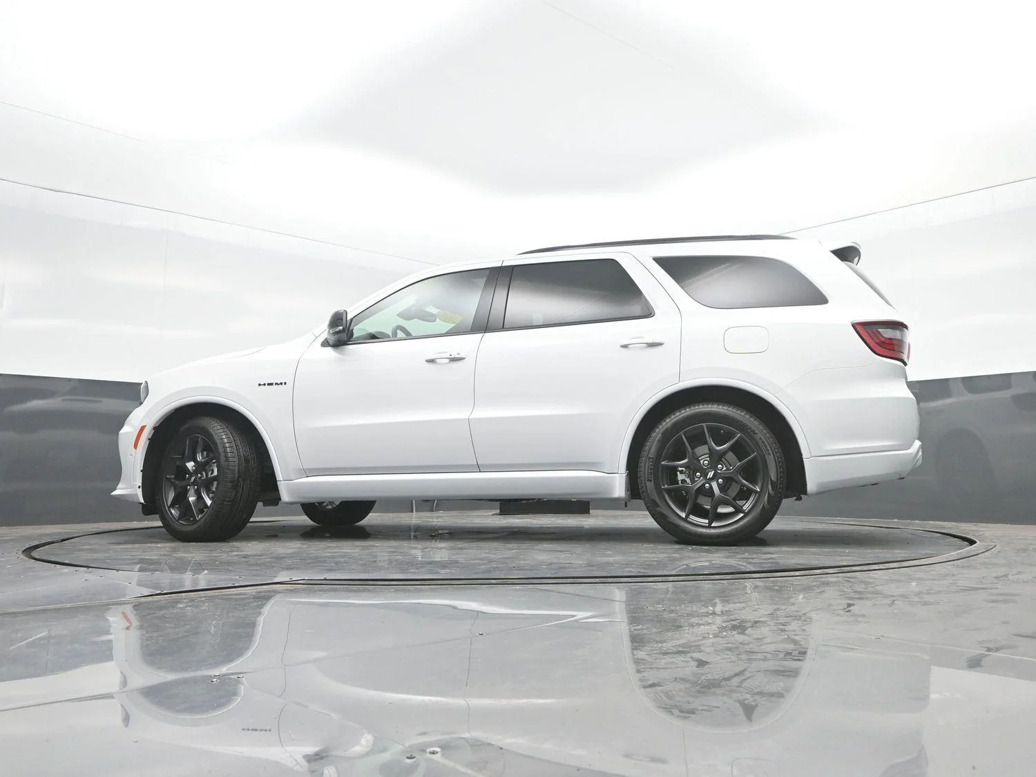 New 2026 White Knuckle Clear-Coat Exterior Paint Dodge GT Plus HEMI V8 image 36