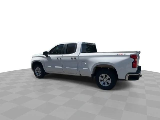 Used 2023 White Chevrolet WT image 6