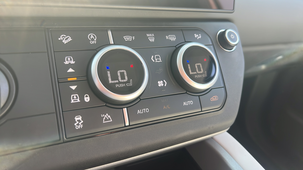 New 2026 Gray Land Rover V8 image 24