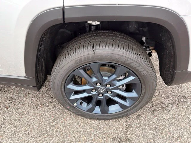 New 2026 Silver Jeep  image 6