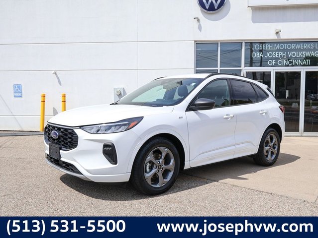 2023 Ford Escape Hybrid ST-Line