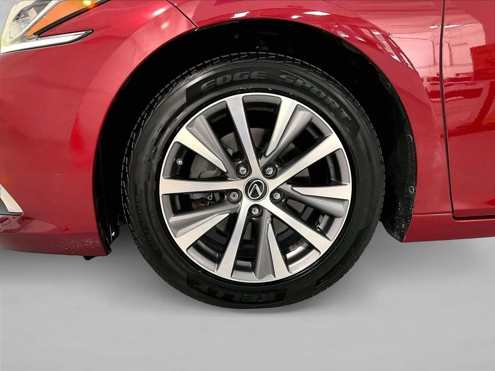 Used 2020 Matador Red Mica Lexus ES 350 image 10
