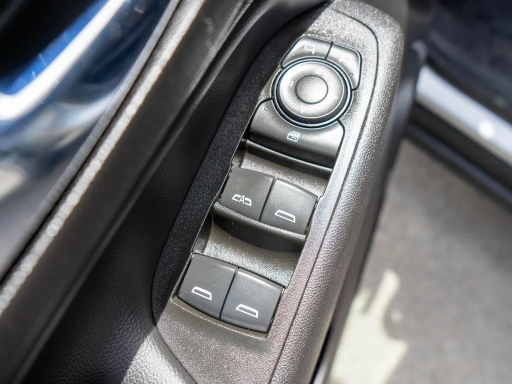 Used 2021 Silver Chevrolet LT image 16