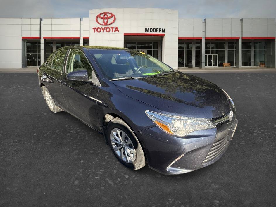 Used 2017 Parisian Night Pearl Toyota LE image 9