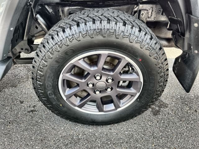 Used 2022 Gray Jeep Overland image 19