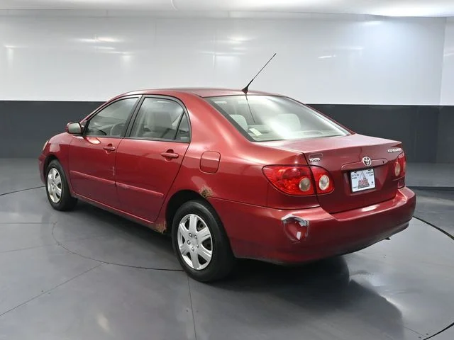 Used 2007 Red Toyota LE image 6