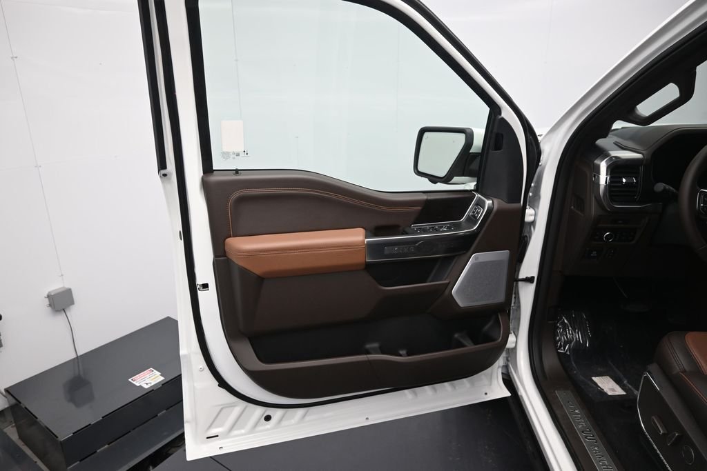 New 2026 Star White Metallic Tri-Coat Ford King Ranch® image 11