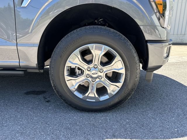 New 2026 Carbonized Gray Metallic Ford Platinum® image 20