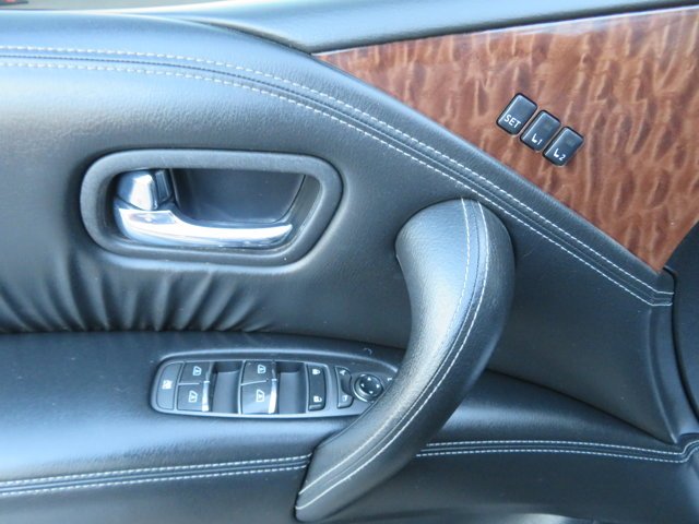 2020 Nissan Armada SL - Photo 23