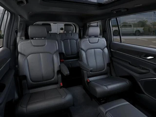 New 2026 Bright White Clear-Coat Exterior Paint Jeep Limited image 41