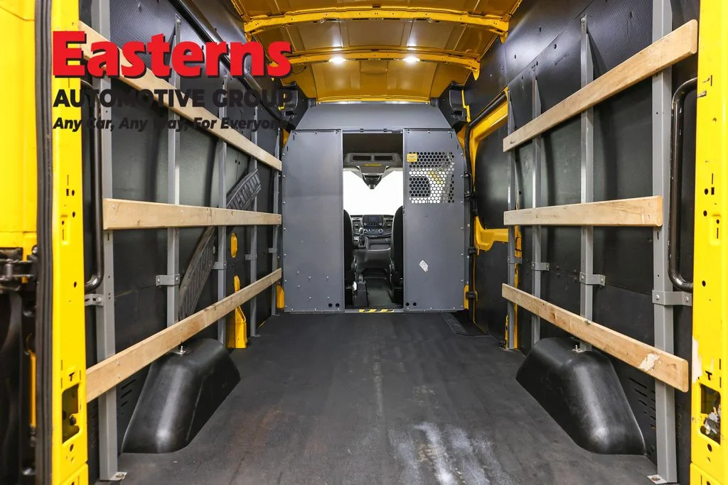 Used 2020 Yellow Ford Base image 9