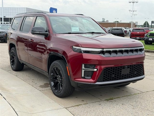 New 2026 Velvet Red Pearl-Coat Exterior Paint Jeep Limited Reserve image 3