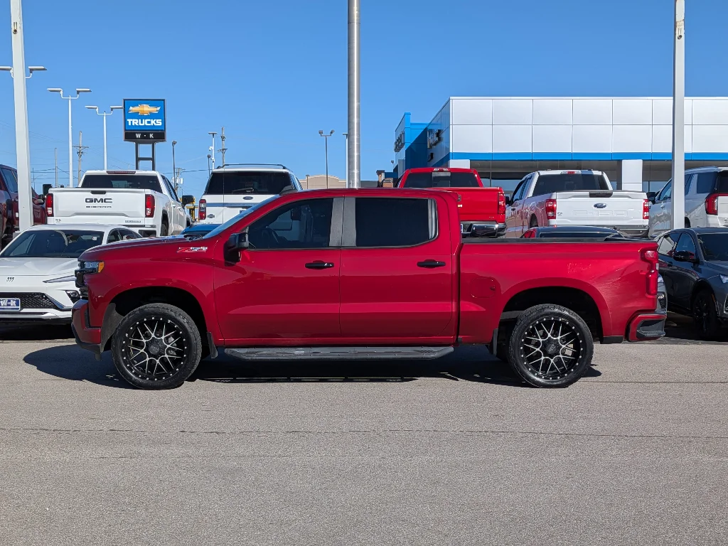 Used 2020 Cajun Red Tintcoat Chevrolet RST image 7