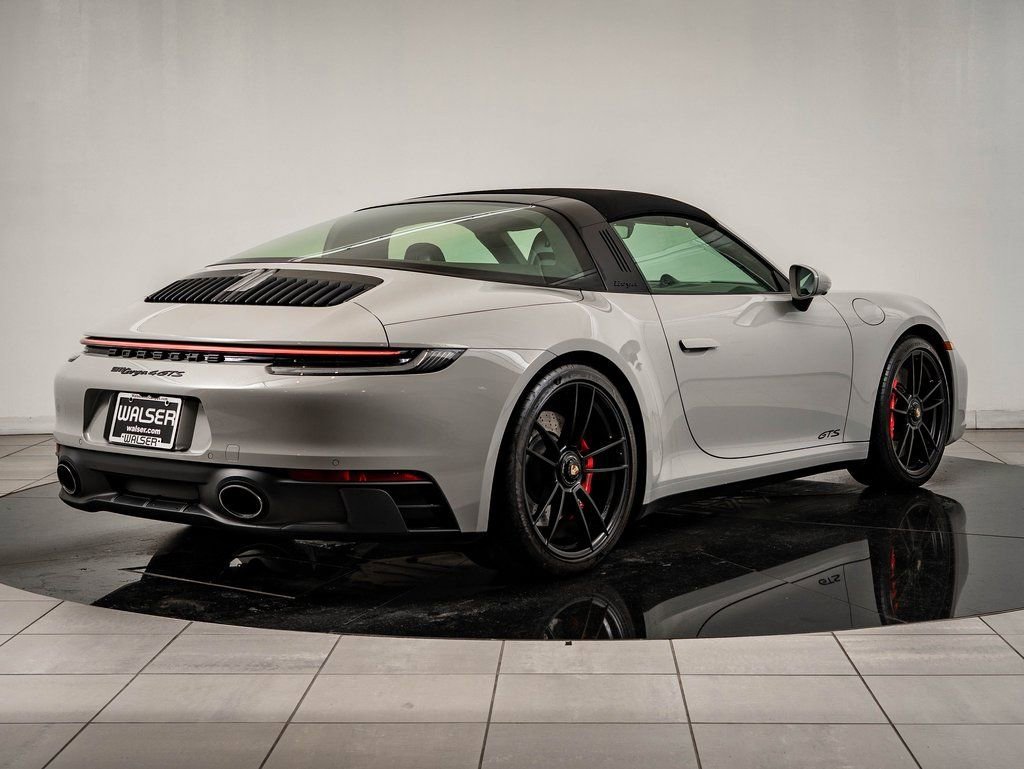 Used 2022 Chalk Porsche Targa 4 GTS image 8