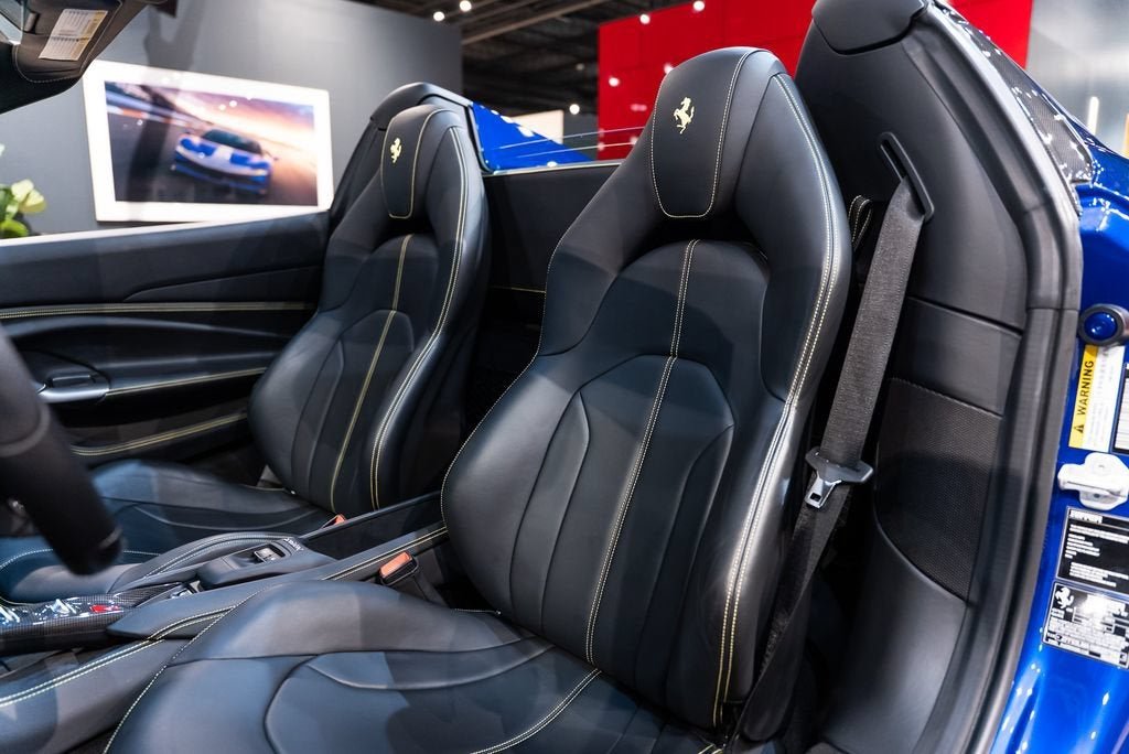 Certified Used 2021 Blu Elettrico Ferrari Base image 4