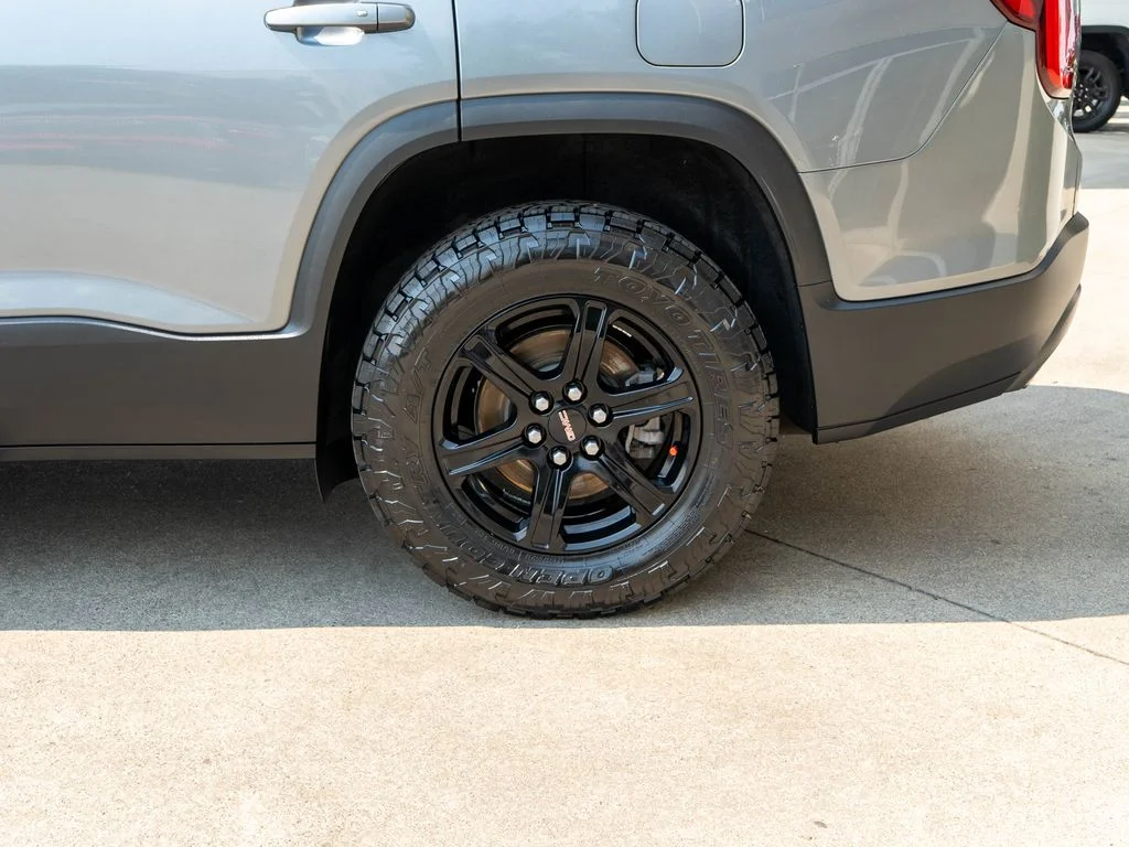 Used 2021 Gray GMC AT4 image 34