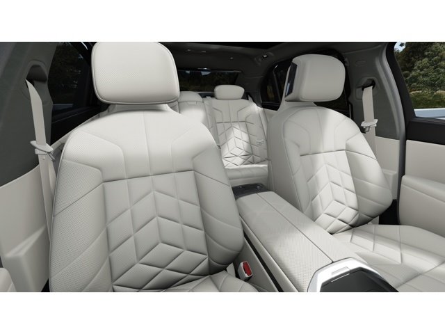 New 2027 Black Sapphire Metallic BMW 740 image 11