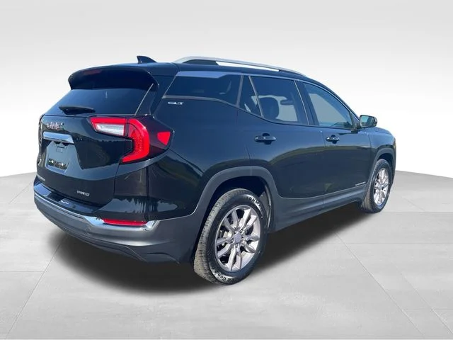 Used 2024 Black GMC SLT image 6